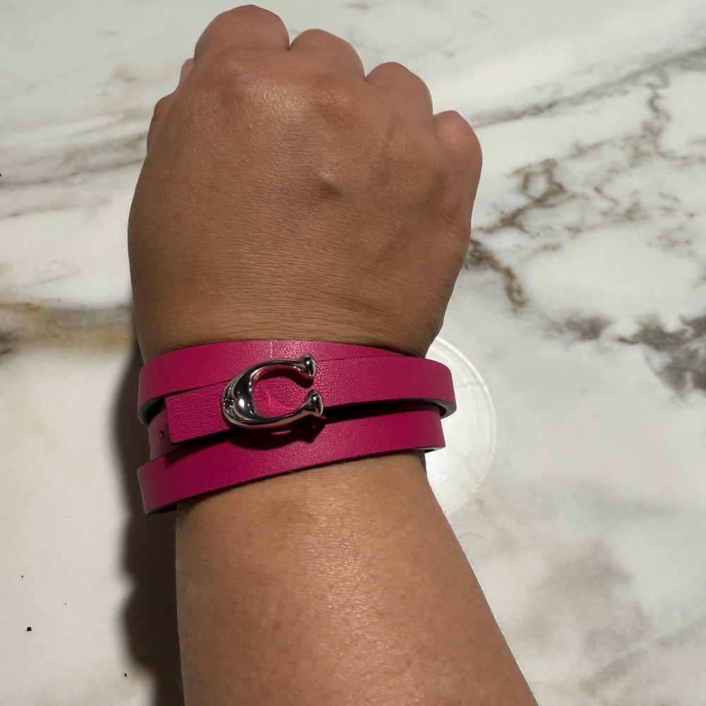 Coach Fuchsia Leather Slim Belt with Silver 'C' Buckle